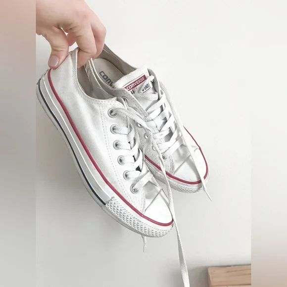 SOLD White Converse - Picture 1 of 5